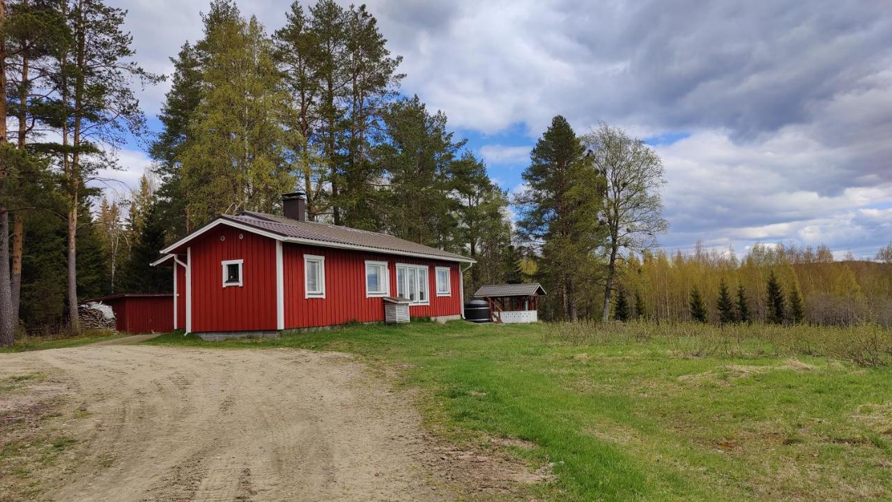 Maatilamatkailu Janisvaara Kolinkylä Buitenkant foto