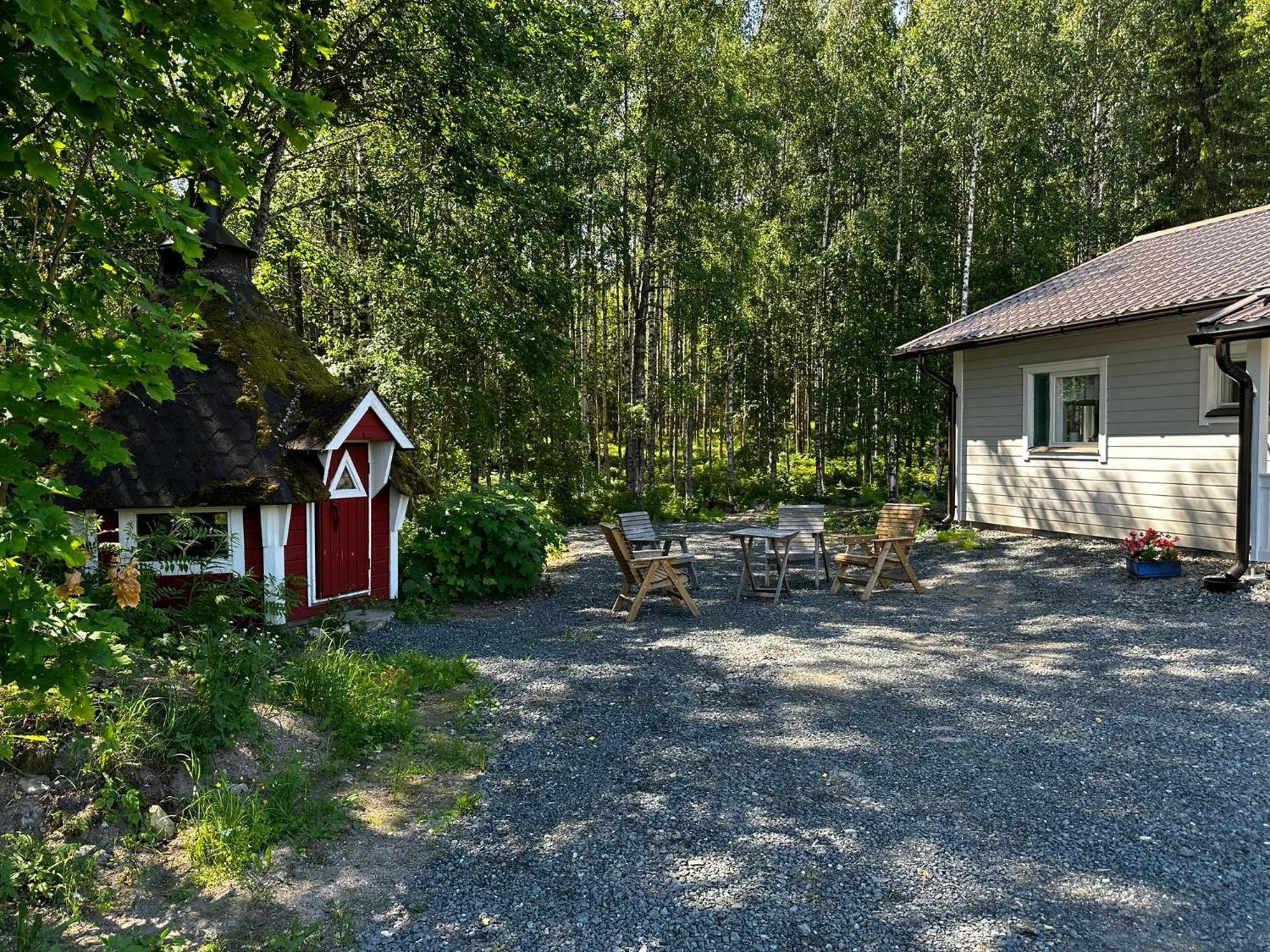 Maatilamatkailu Janisvaara Kolinkylä Buitenkant foto